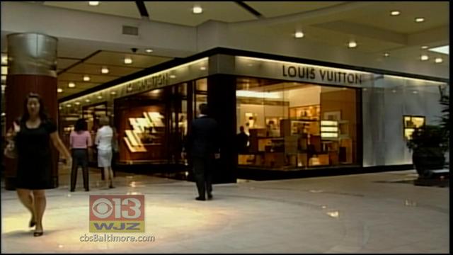 Thieves Rob Louis Vuitton Store In Towson Town Center – CBS Baltimore