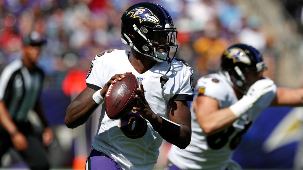 Quarterback Lamar Jackson #8 of the Baltimore Ravens looks to throw the ball against the Arizona Cardinals during the first half at M&T Bank Stadium on September 15, 2019 in Baltimore, Maryland.
