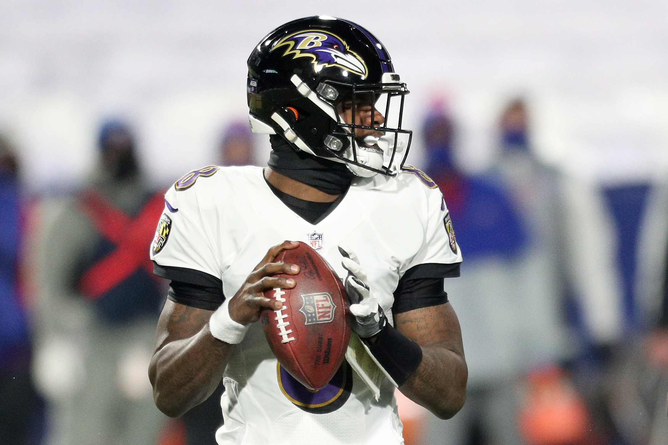 Lamar Jackson Carted Off With Ankle Injury Against Browns